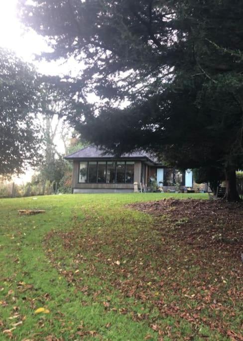 Springwood - Royal Hillsborough Villa Eksteriør bilde